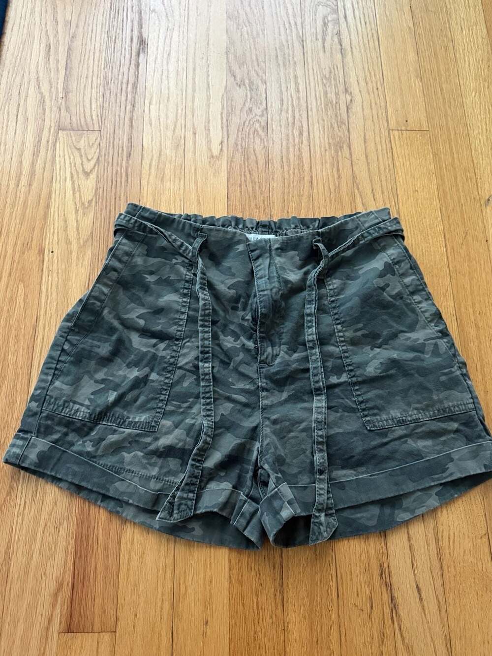 Vanilla Star Women's Camouflage Paperbag Waist Utility Shorts with Belt Size 9